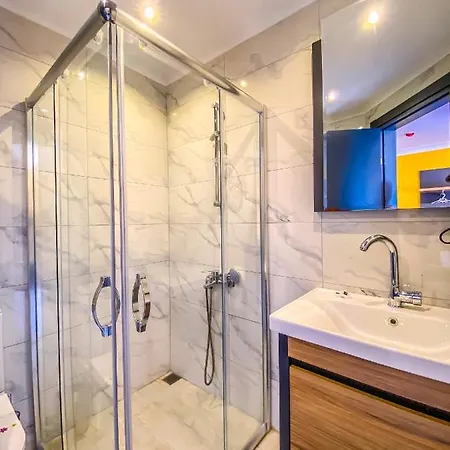 Roy Hotel Akcay (Edremit)