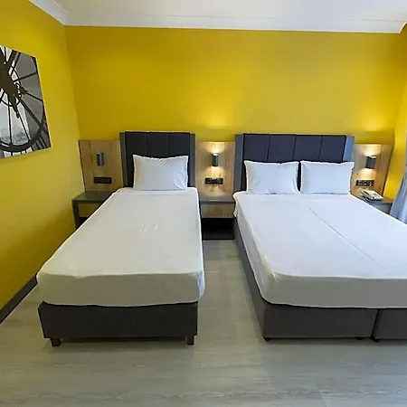 Roy Hotel 4*