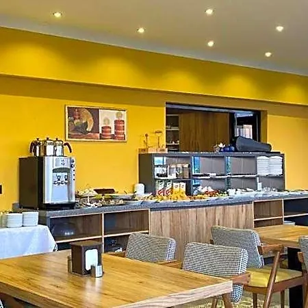 Roy Hotel